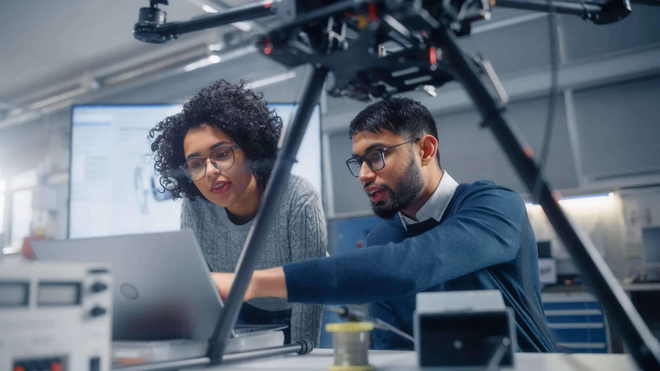 24/7 support operations for IT Support & Maintenance